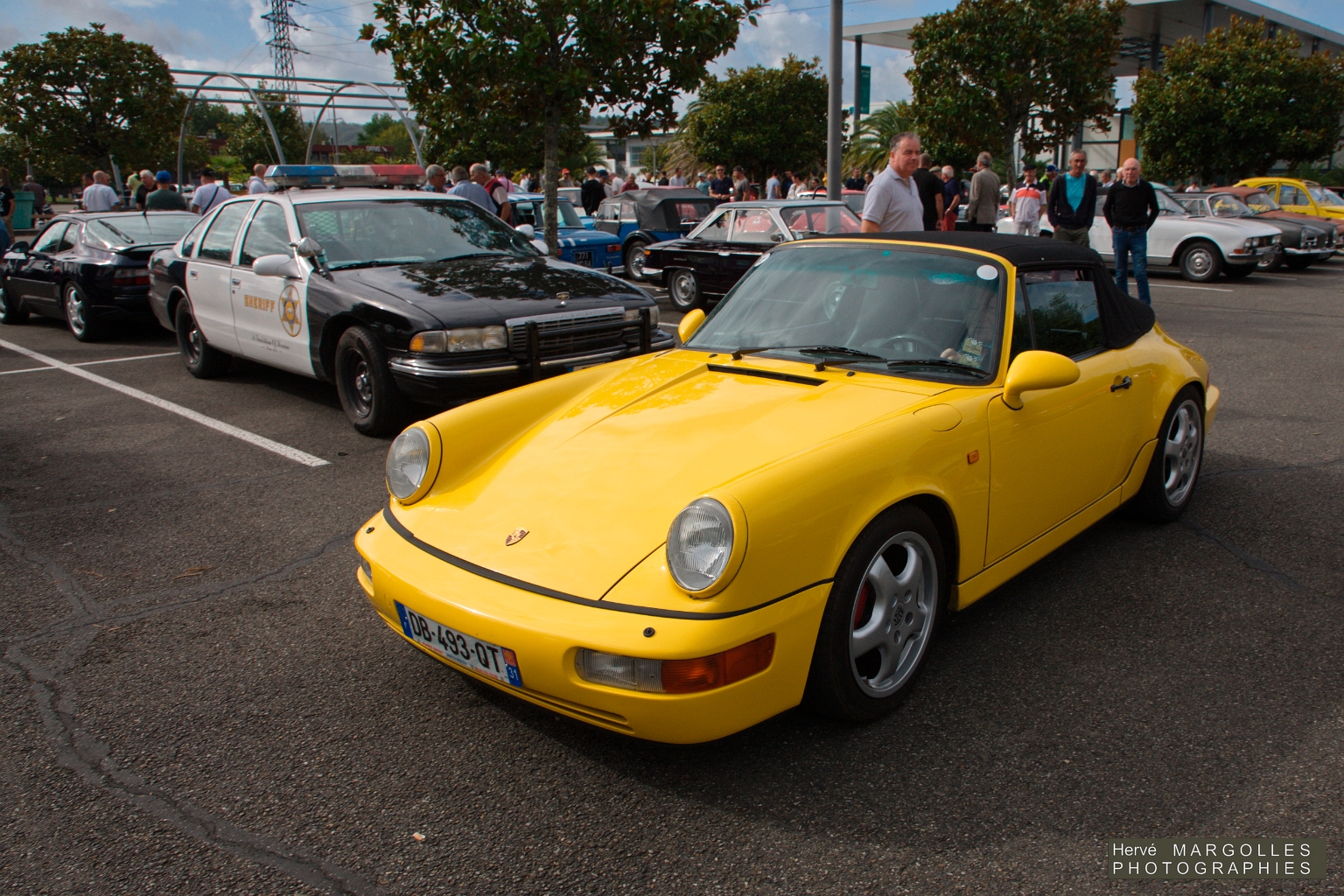 Porsche 911 Carrera 4_01.jpg